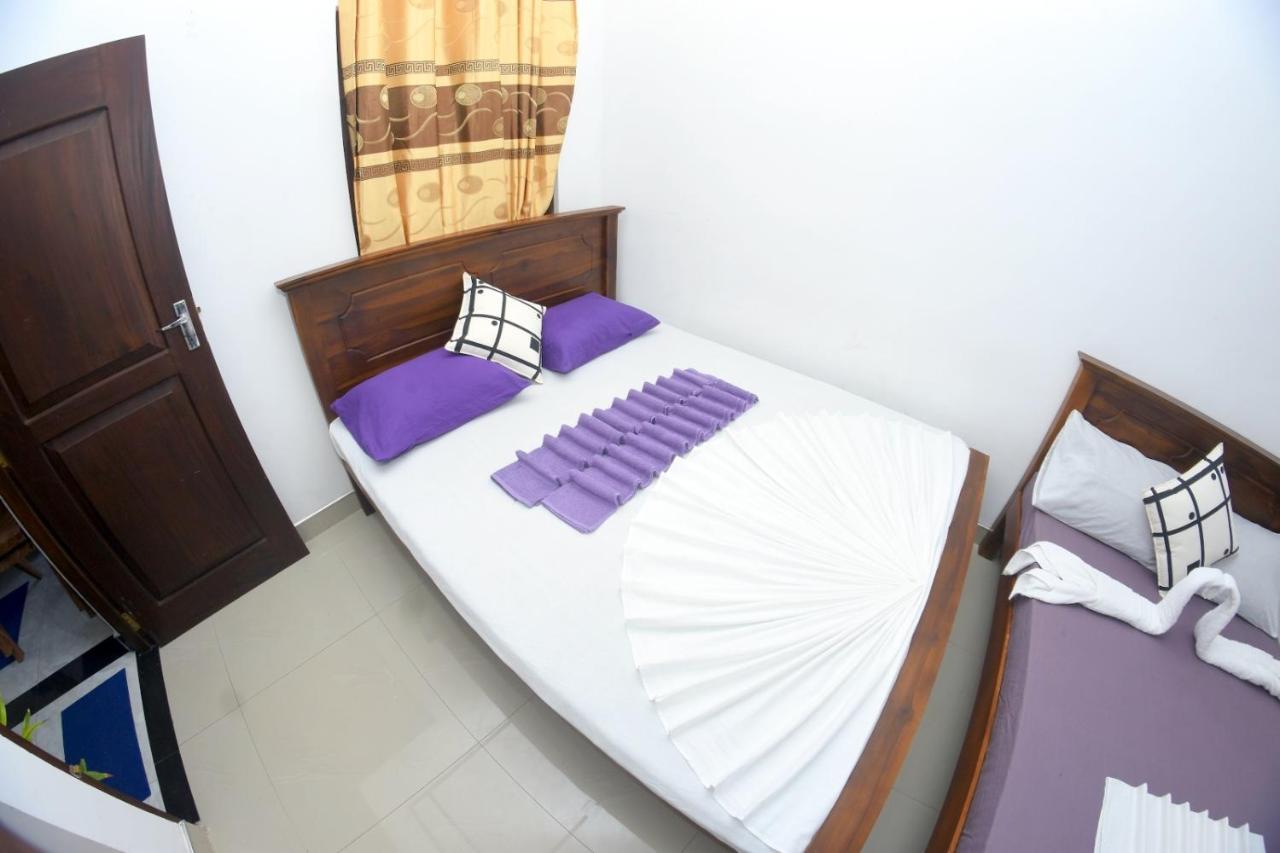 Bluray Beach Apartment Negombo Bagian luar foto