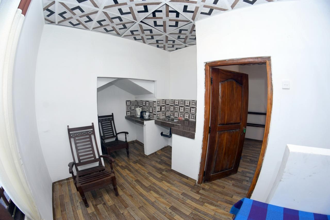 Bluray Beach Apartment Negombo Bagian luar foto