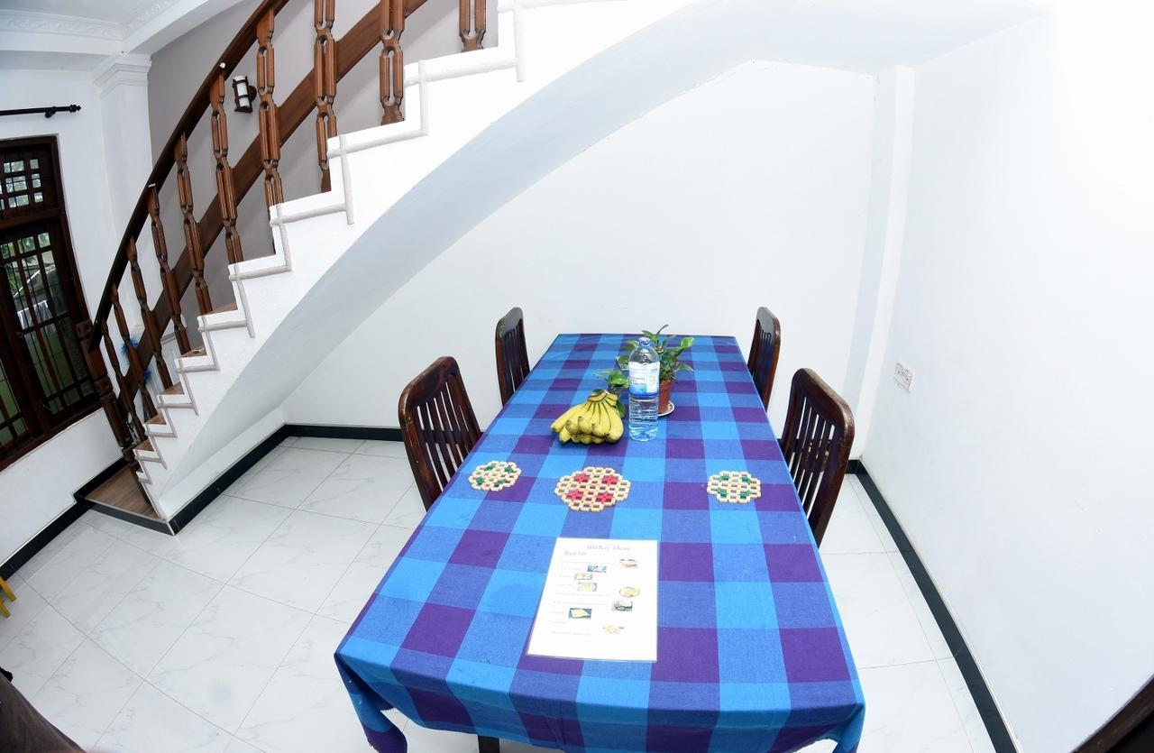Bluray Beach Apartment Negombo Bagian luar foto