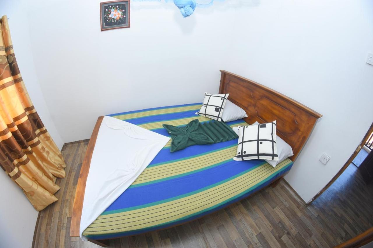 Bluray Beach Apartment Negombo Bagian luar foto